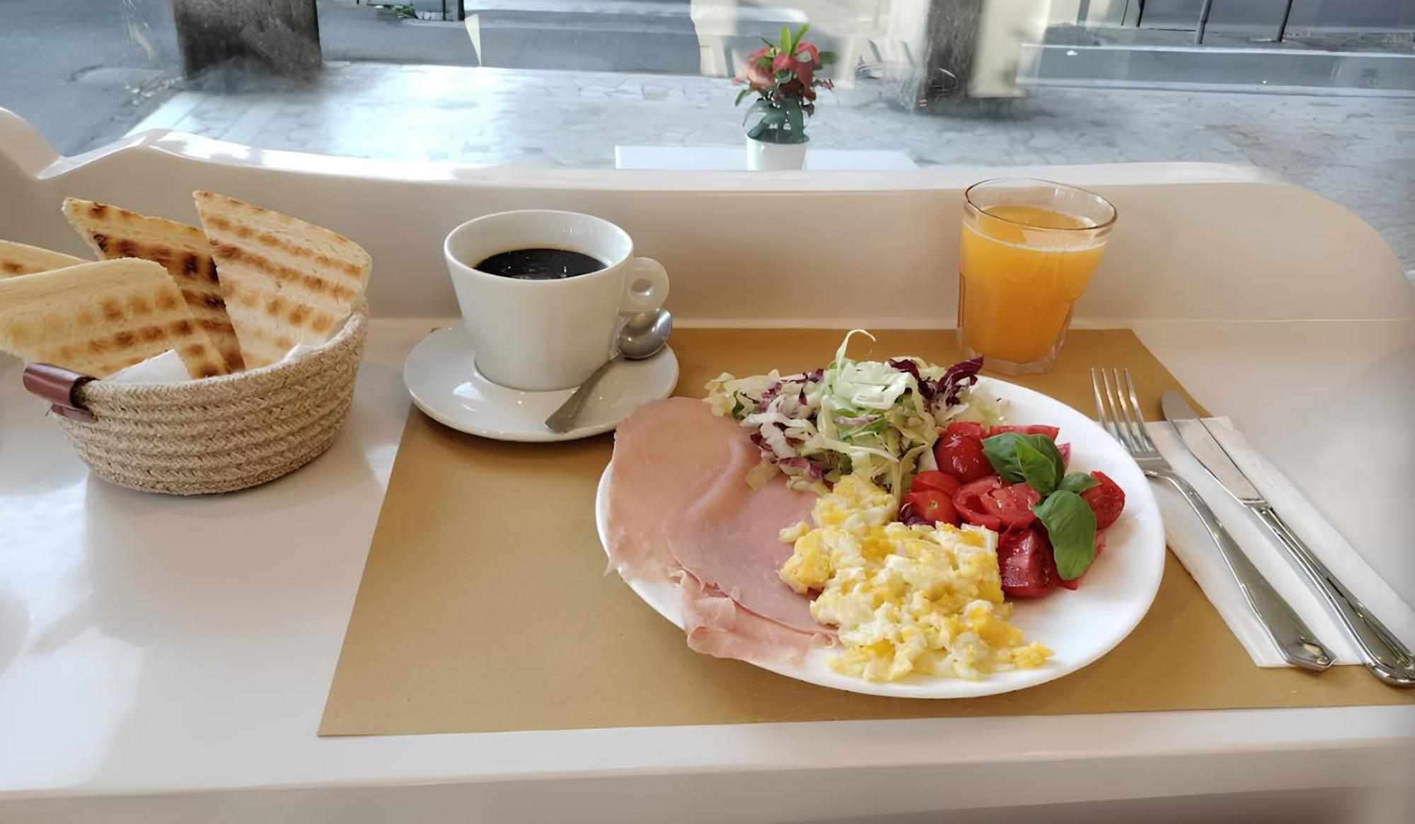 Vittorioveneto126 Bed & Breakfast La Spezia Ngoại thất bức ảnh