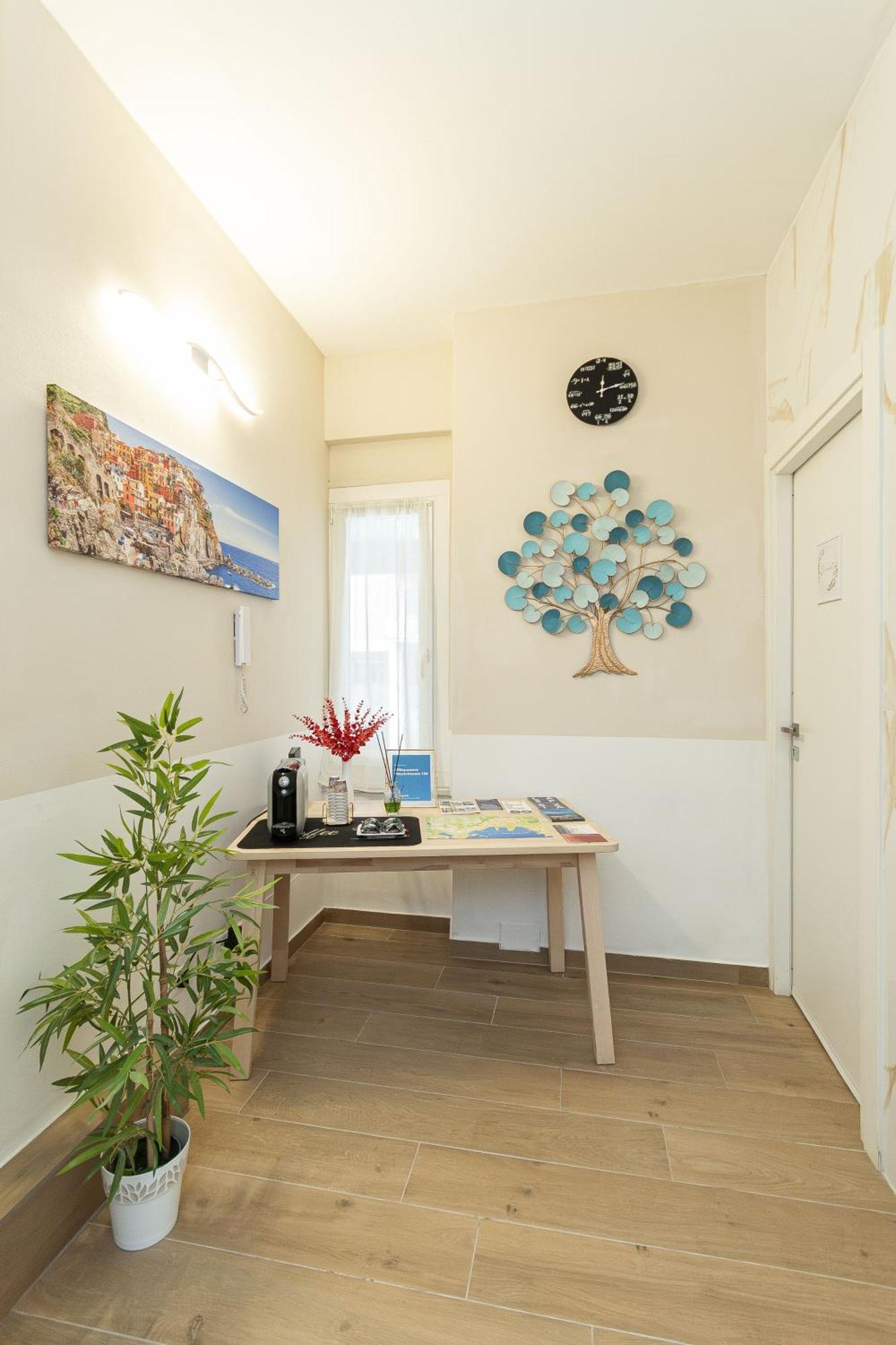 Vittorioveneto126 Bed & Breakfast La Spezia Ngoại thất bức ảnh