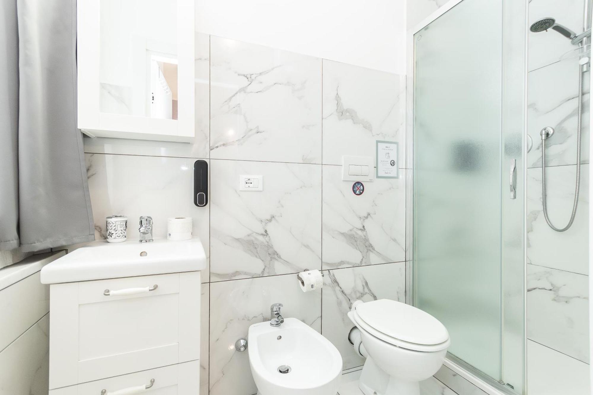 Vittorioveneto126 Bed & Breakfast La Spezia Ngoại thất bức ảnh