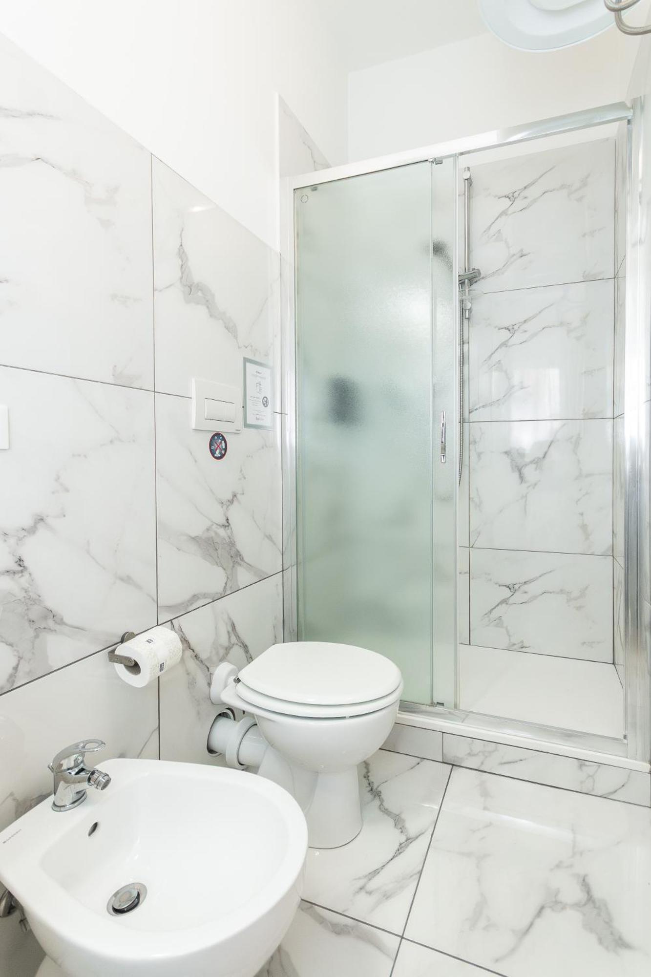 Vittorioveneto126 Bed & Breakfast La Spezia Ngoại thất bức ảnh